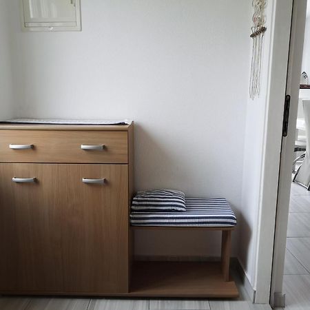 Apartman Milutin Vrsi Exteriér fotografie